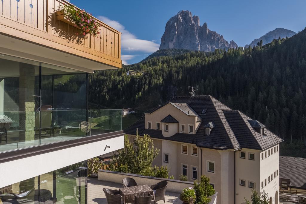 Hotel Garni Gardena - Appartments Santa Cristina Val Gardena Exterior foto